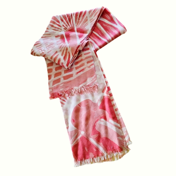 Sophisticated Summer Artistic Large Oblong Coral Ivory Scarf Wrap - Worn Once!! - Picture 1 of 4
